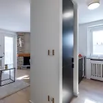 Apartment Blanc 4810 *